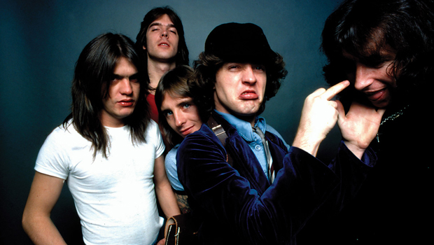 CoolBandPic's tweet photo. AC/DC https://t.co/FFCEc64zQr