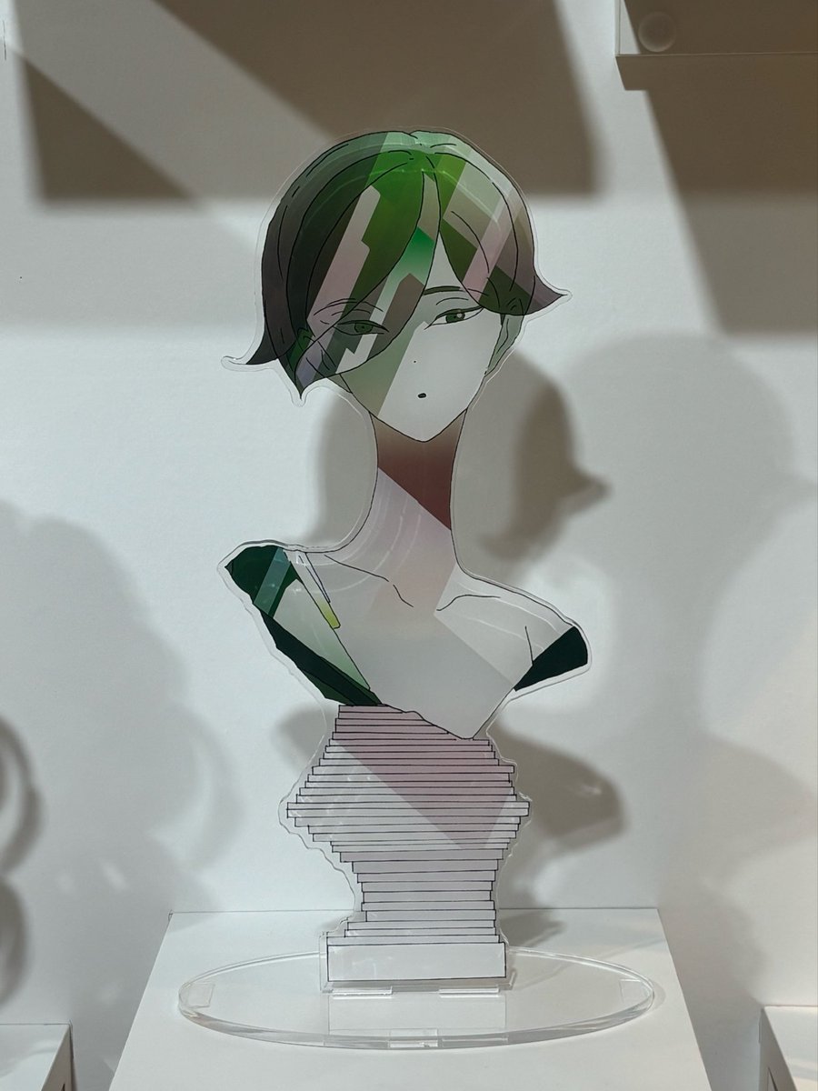 sankakucos's tweet photo. 皆様宝石だから頭部がうっすら透けて線入ってるのがたまらん､､､ https://t.co/RxUbRb1JWl