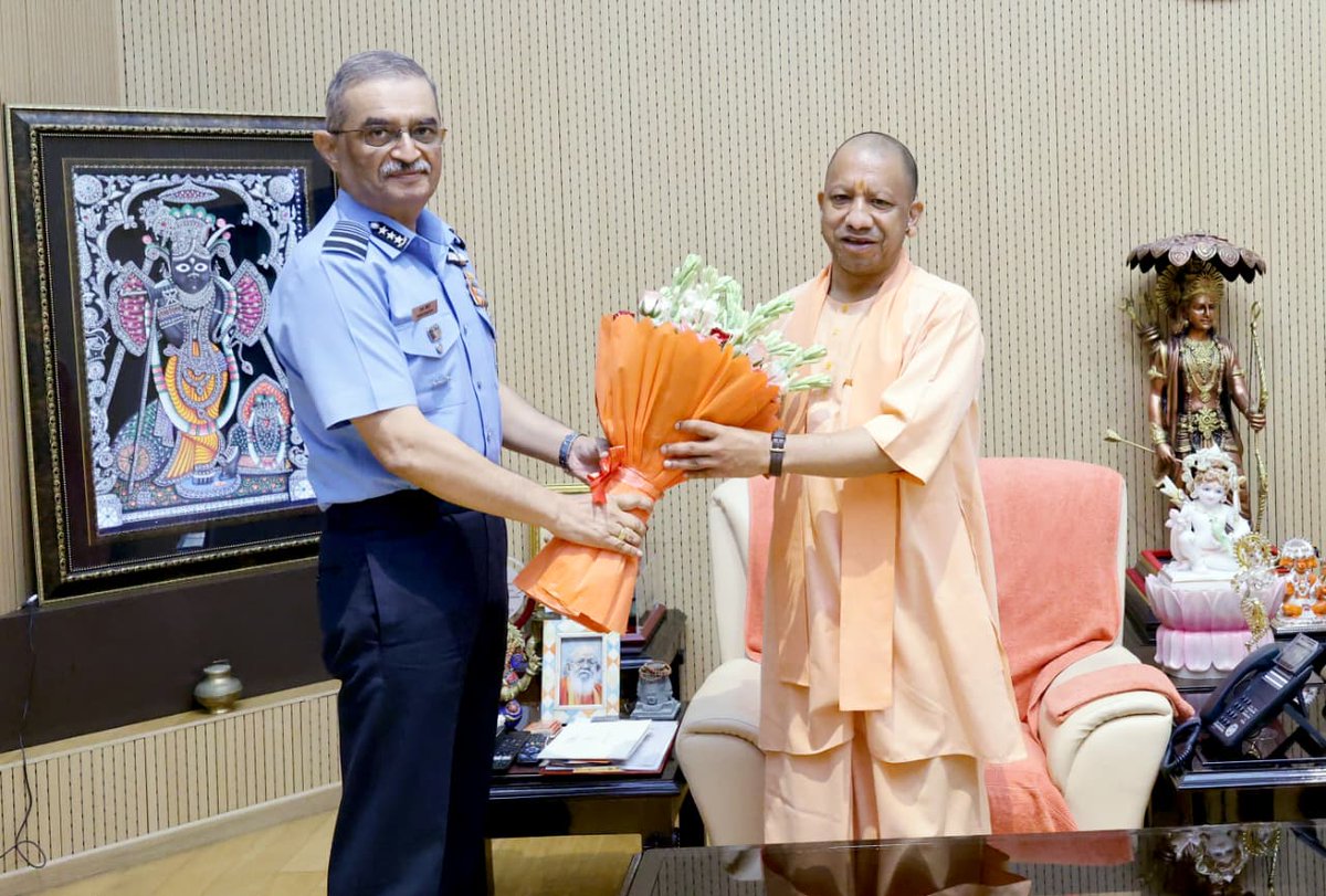 CAC_CPRO's tweet photo. Strengthening Civil-Military Synergy!

Air Marshal Tarun Chaudhry AVSM, VSM, Air Officer Commanding-in-Chief, Central Air Command, called on Hon'ble Chief Minister of Uttar Pradesh, Shri @YogiAdityanath Ji.

The discussions covered a wide range of issues, including the Indian Air Force's operational readiness, monsoon HADR coordination with the State Disaster Management Authority, and preparations for the spectacular IAF Aerial Display & Operational Demonstration at Namo Ghat, Varanasi.

The Hon'ble Chief Minister also shared his inspiring vision for strengthening civil aviation infrastructure and connectivity across Uttar Pradesh.

Together, we remain committed to building a stronger, safer, and more resilient India.

#IndianAirForce #CivilMilitarySynergy #HADR #UttarPradesh