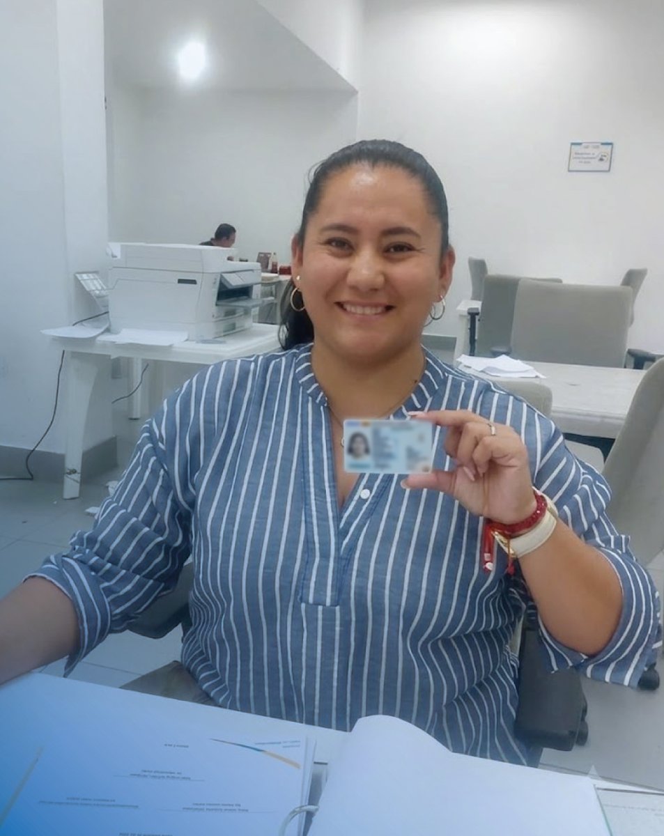 ShirleyAldas's tweet photo. Esto lo asumo con el corazón.
Lo hago en honor a mis abuelos, representando a mi gente del #Guasmo y manteniéndome firme a mis convicciones.
Todo por amor a mi #Guayaquil y a nuestra patria.
Soy Shirley Aldás. #LaVozDelSur https://t.co/GLg8xqd865