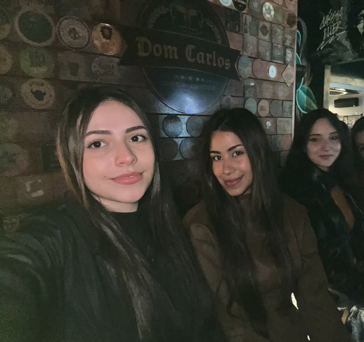 fefis___'s tweet photo. Com minhas gatinhas!🩷 https://t.co/ScB7WN9Bmr