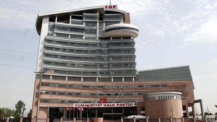 CHP'de Siyasi Deprem: Yedi İl Başkanı Görevden Alındı
