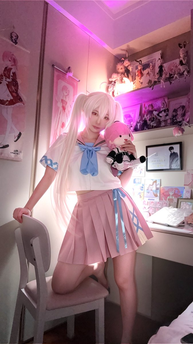 Olivia66949612's tweet photo. 自设cosplay https://t.co/Il6dM1sJ9N