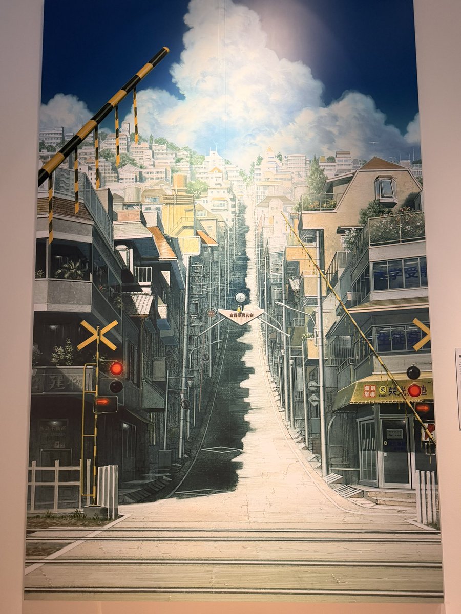 gnhtkfm052's tweet photo. 細田守の原点展
作品的には「時をかける少女」「サマーウォーズ」「おおかみこどもの雨と雪」がメインで、細田守監督の学生時代の作品とかも展示されてた

グッズは残念ながら、ほとんどが入荷待ち・入荷未定だった
やっぱり人気なんだね

今年の夏も映画見なきゃだな https://t.co/k8CGPhzznn