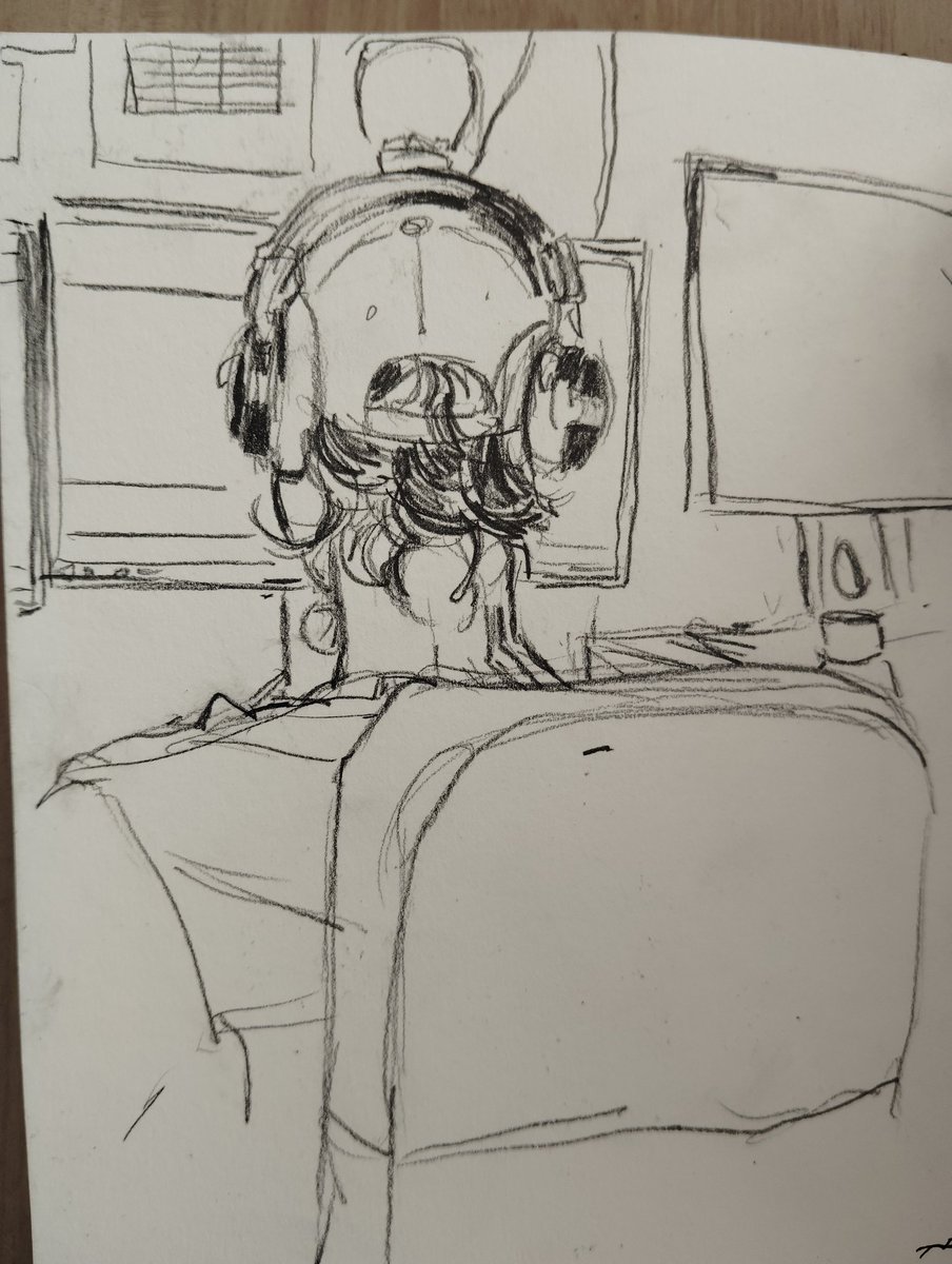 ChachaTortuga's tweet photo. opened my 3yo neglected sketchbook (to put down some ideas on paper) and man I used to draw so well... https://t.co/y6DeyUai58