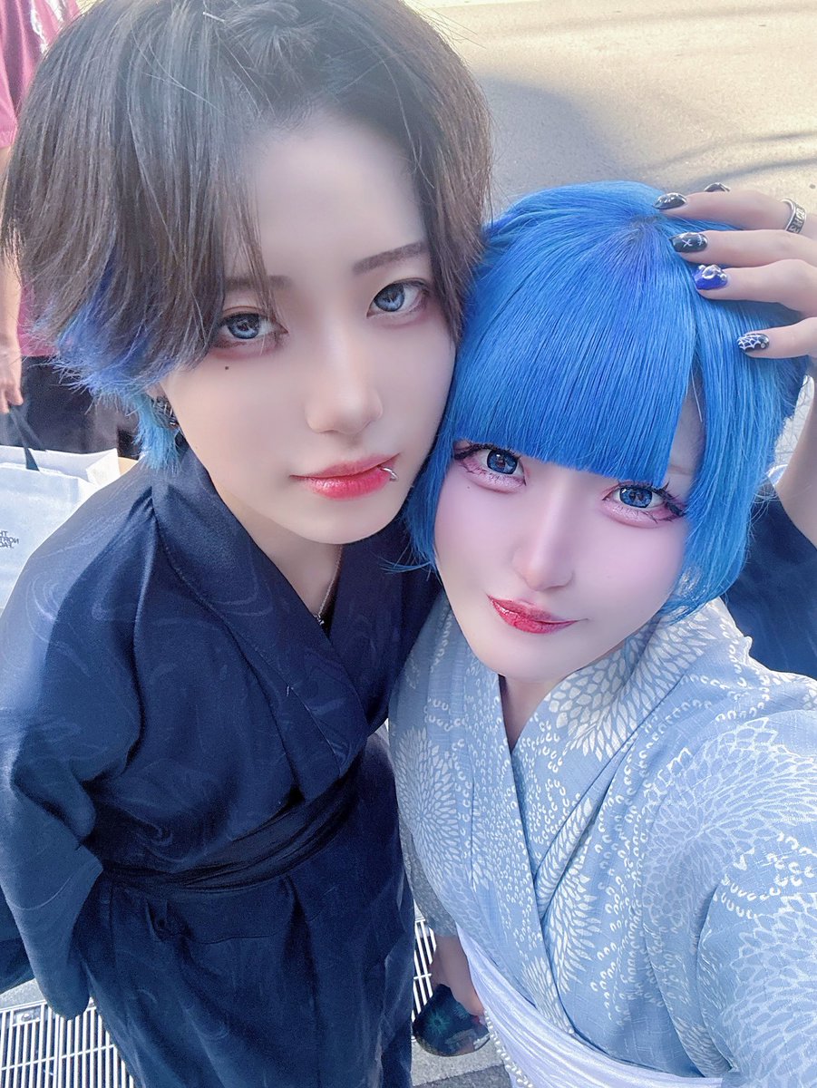 diavel_seren's tweet photo. おたんじょうびおめでとう🎂💙 https://t.co/sxamaDTIxO