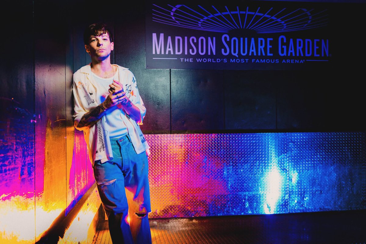 vs19671's tweet photo. Louis Tomlinson How Did We Get Here? New York
📸  Rich Fury, Madison Square Garden 
🍎
#LouisTomlinson #HDWGHWTNewYork #HDWGHMSG https://t.co/UBHAEW9k2V