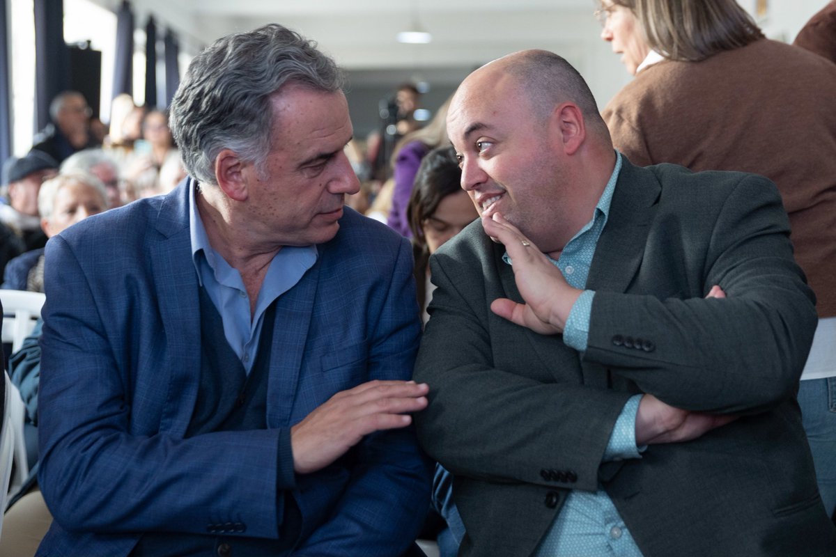 nicovieradiaz's tweet photo. Al tiempo que @OSE_Uruguay y el Presidente @OrsiYamandu anunciaban una inversión histórica de USD94 mill de dólares en saneamiento para Colonia; parte de la oposición estaba en conferencia de prensa anunciando que se opondrian a más recursos para la gente. https://t.co/Kr2eD7lqZC