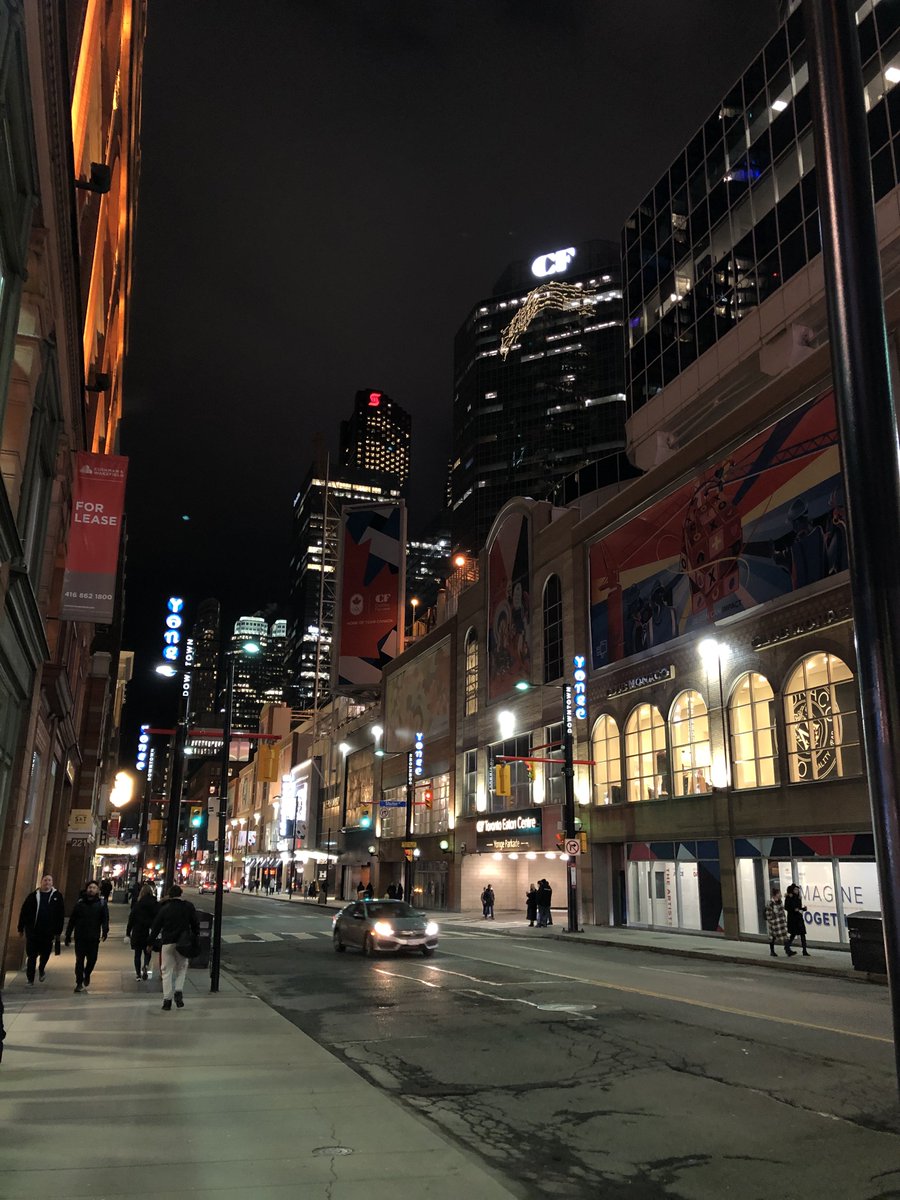 argclark02's tweet photo. Yonge St!!!! Finally a background song every time I go to this longest street 🇨🇦 https://t.co/15CyaA0Xnm