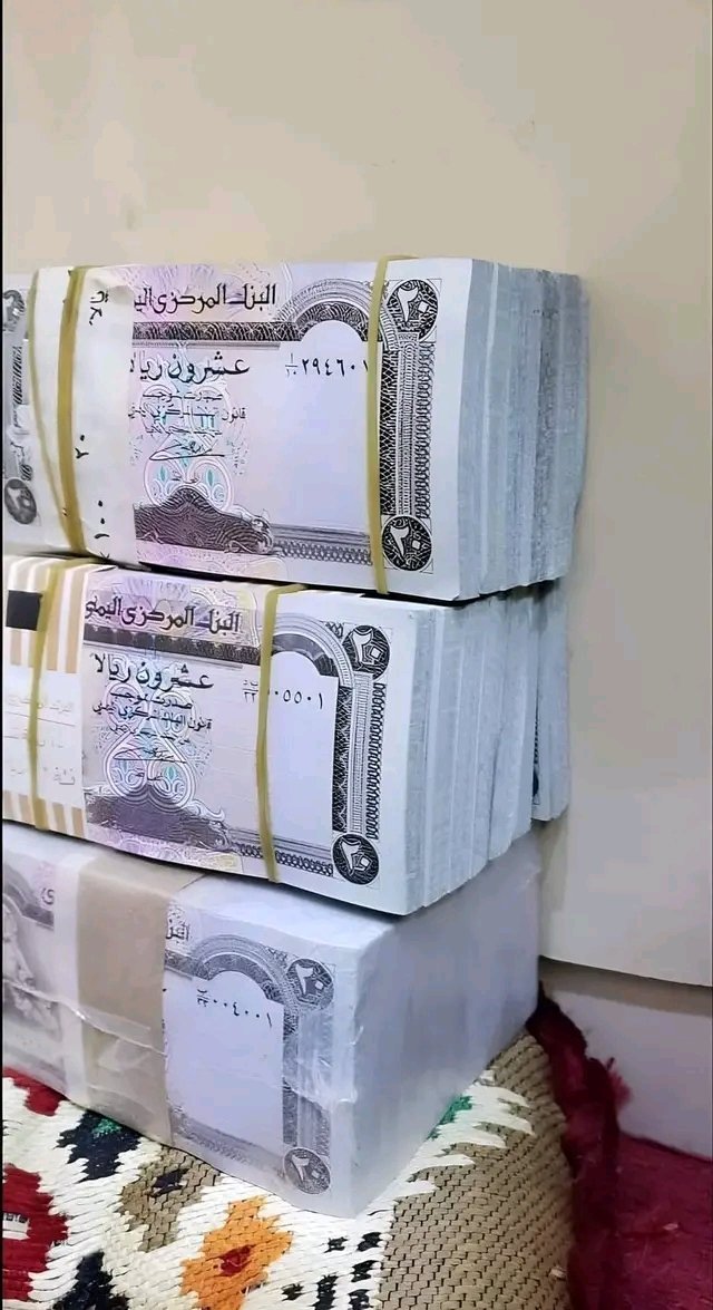 alyavay1's tweet photo. نريد اعادة هذي الطبعه القديمه من يوافقني الرأي https://t.co/ZFimSRaeIN