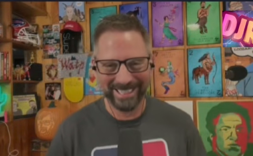 MaulofAmerica's tweet photo. @chadzumock "I sit back and laugh at people," said Karl with zero self-awareness. https://t.co/kLvZTlaN5D