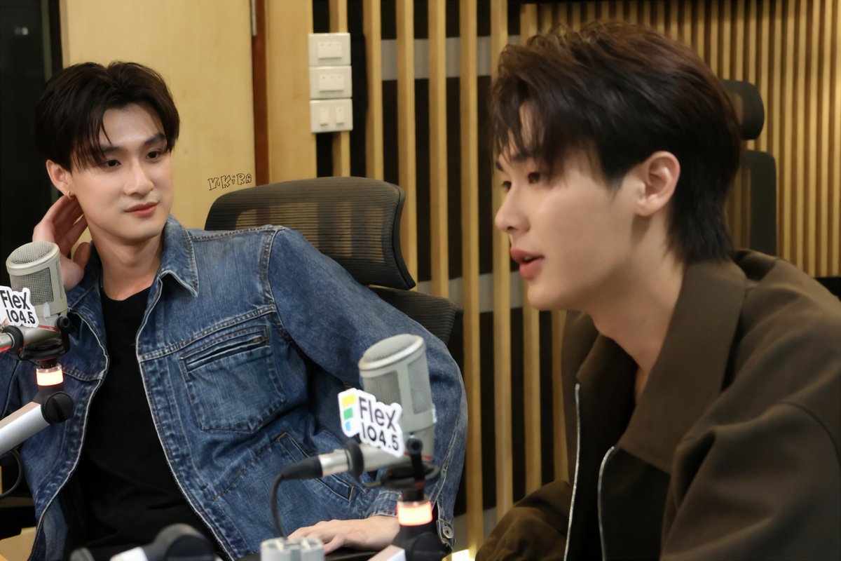 just_yukira's tweet photo. The way Tee looks at Dew 🫠

MR. Kill SERIES PRESS TOUR D2

#Flex1045xMrKillSeries
#MrKillSeries https://t.co/lvs10Ytmo6