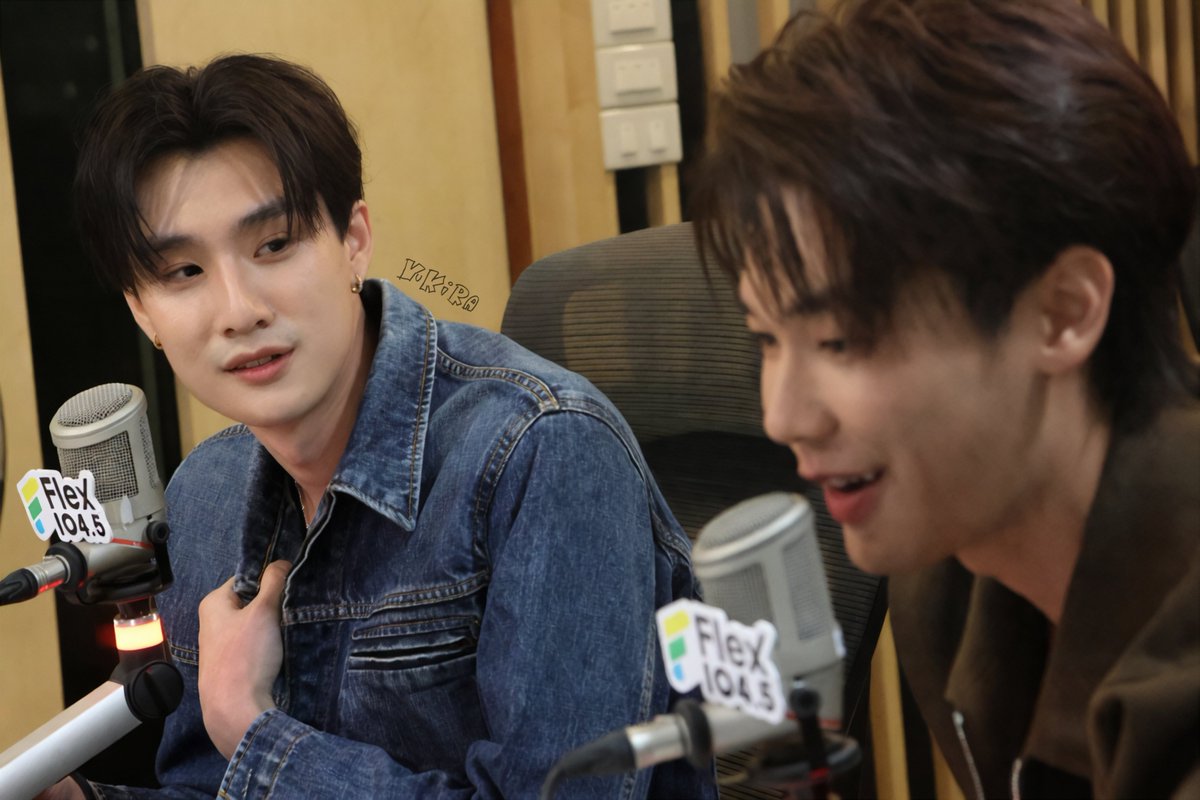 just_yukira's tweet photo. The way Tee looks at Dew 🫠

MR. Kill SERIES PRESS TOUR D2

#Flex1045xMrKillSeries
#MrKillSeries https://t.co/lvs10Ytmo6