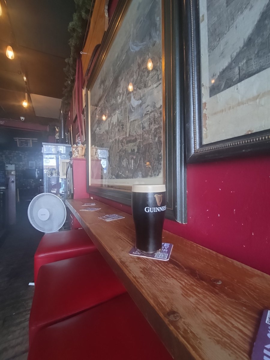 SELondonBoozers's tweet photo. #SE8 🍻🍻 https://t.co/F80ELi2xbm