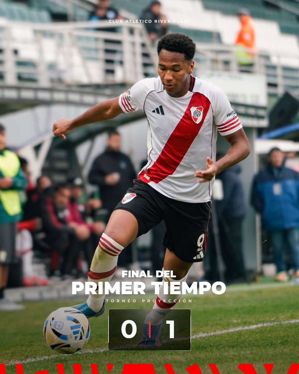 RiverPlate's tweet photo. Final del primer tiempo. River 0 - Racing 1
#TorneoProyeccion | #VamosRiver ⚪️🔴⚪️ https://t.co/YcmBdHTnDm
