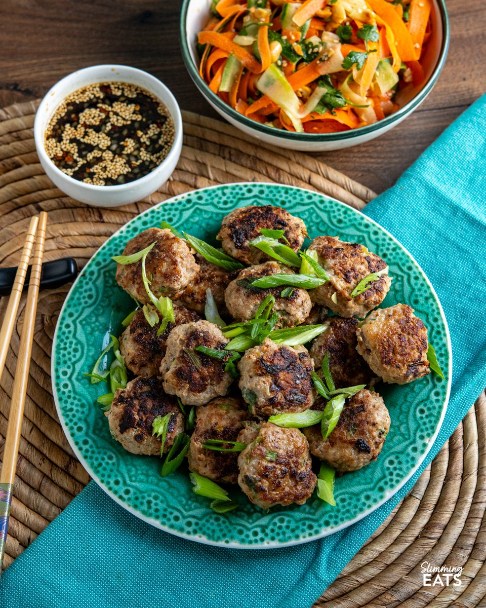 SlimmingEats's tweet photo. These juicy Asian Chicken Patties are packed with savoury flavour and served with a simple dipping sauce and fresh crunchy salad for an easy, delicious meal.

https://t.co/o8QkhHJ9AF https://t.co/NxwYbZ3HL0