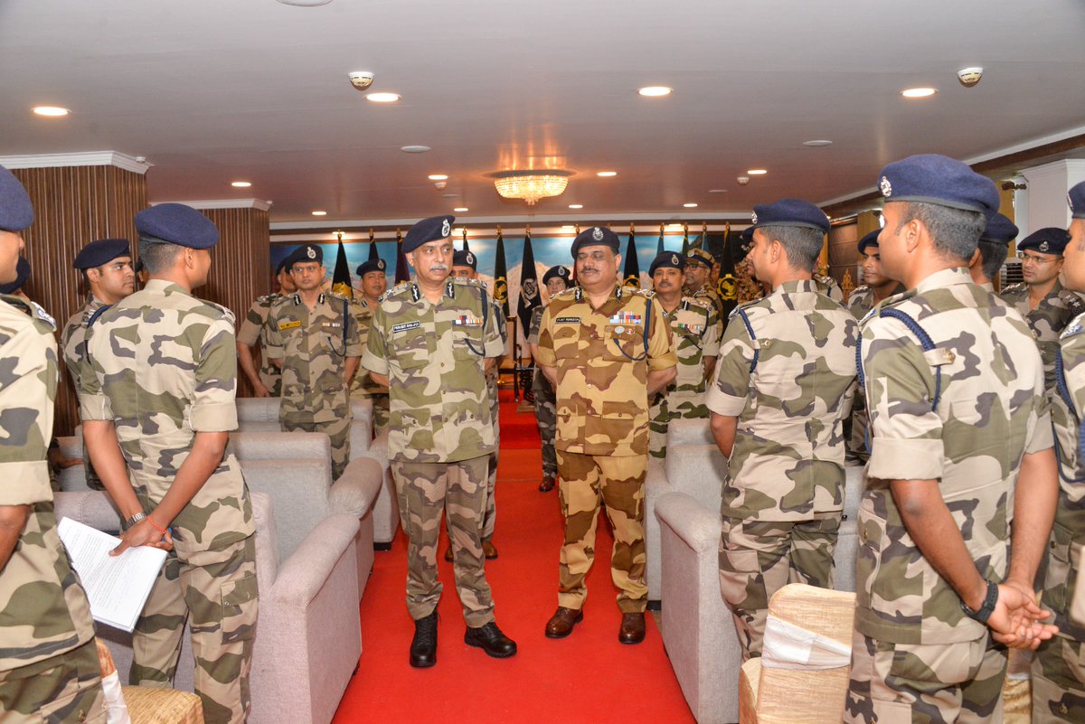 CISFHQrs's tweet photo. Shaping Leaders - Strengthening the Force

Shri Praveer Ranjan, DG/CISF along with senior officers, interacted with Assistant Commandant (Probationers) at CISF HQrs, New Delhi. During the interaction, he shared his vision for a future-ready CISF and encouraged the young officers to uphold the Force's core values of professionalism, integrity and operational excellence while leading from the front.

The interaction reaffirmed CISF's commitment to nurturing capable leaders who are prepared to safeguard the nation's critical infrastructure and strategic assets with courage, dedication and an utmost sense of duty.

#CISF #ShieldOfSecurity #FutureLeaders #LeadershipMatters #OfficerTraining #NationFirst

@HMOIndia 
@mygovindia 
@PIB_India 
@CISFTraining
