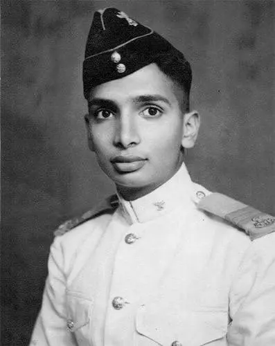 Fintech03's tweet photo. Next in who after the Ramanujan series?

At a tender age of 16, a brilliant but completely unguided boy from Tamil Nadu joined the National Defence Academy & was commissioned into the Indian Navy's electrical branch . He did not have the luxury of a quiet university setting; he was trained in practical skills to maintain weapons systems on warships. 

But Arogyaswami Paulraj possessed an insatiable, self-taught obsession with the advanced mathematics of signal processing, control theory & information theory. He studied advanced matrices & random variables by lamplight on naval ships.  

By the late 1970s, India faced a serious strategic challenge. After the 1971 Indo-Pak War exposed weaknesses in imported sonars, the Navy needed an advanced anti-submarine warfare system but was blocked by international export restrictions. The Navy turned to Paulraj, then a rising officer with a PhD from IIT Delhi (earned while still in service). He was tasked with leading a major indigenous project to develop a world-class hull-mounted panoramic sonar from scratch.

Operating under intense resource scarcity, Paulraj’s mathematical genius took over. He designed complex signal-processing algos that could filter the chaotic, deafening acoustic noise of the ocean to pinpoint enemy submarines. The resulting system, APSOH (Advanced Panoramic Sonar Hull), inducted in 1983, completely stunned global military observers. It did not just work, it outperformed contemporary Western systems.  

After setting up major defense labs in India, Paulraj retired from active naval service & arrived at Stanford University in 1991 as a research associate. This is where the story shifts from military history to modern legend.  While working on signal separation experiments for airborne military reconnaissance, Paulraj noticed a strange, fleeting physical phenomenon. 

When a radio signal is transmitted in a crowded area (like a city with buildings), it bounces off walls & scatters into 1000s of chaotic, distorted paths. Engineers treated this scattering as a nightmare, multipath interference that corrupted data.  

Paulraj had a paradigm-shifting realization rooted in multi-variable calculus & spatial matrices: What if the scattering was not a bug, but a feature?

He realized that if we used multiple antennas at the transmitter & multiple antennas at the receiver, we could use advanced matrix mathematics to isolate those scattered paths & stream parallel, independent channels of data over the exact same frequency, at the exact same time.  

He called it MIMO (Multiple Input, Multiple Output).  

When he 1st proposed it, the academic world mocked him. Prominent profs & industry skeptics told him it violated the laws of physics & information theory. They claimed it was mathematically impossible to multiply data speeds w/o expanding bandwidth.

Paulraj did no back down. He built his own prototype, founded a startup & proved the mathematics in real-world silicon. He designed the microscopic architecture, the microchip algos that allowed small devices to execute these hyper-complex spatial matrix calculations in fractions of a microsecond.

If we look at the device we are using to read this right now, look at the top corners of our screen. We cannot see them, but embedded inside the frame of our phone are multiple microscopic antennas operating on Paulraj’s exact MIMO-OFDMA mathematics.

Every single modern 4G network, 5G network & high-speed Wi-Fi router on Earth is built entirely on the mathematical foundation invented by the self-taught Indian Navy officer who packed his bags for Stanford. He did not just solve a math problem; he built the invisible highway that carries nearly 100% of the world's mobile data traffic today.