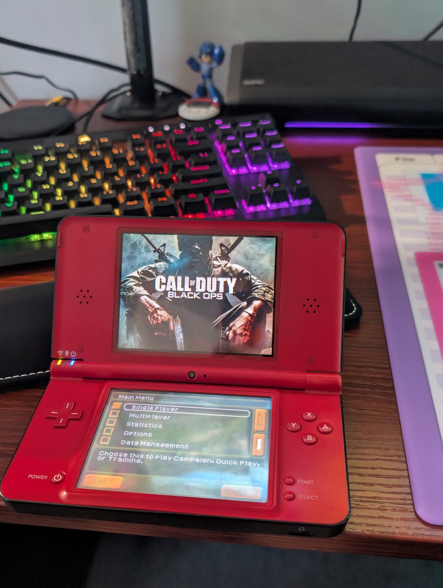 EveretHoops's tweet photo. Are you guys seriously giving Sony money for the inferior version of Black Ops? https://t.co/yIdlU1SX7M