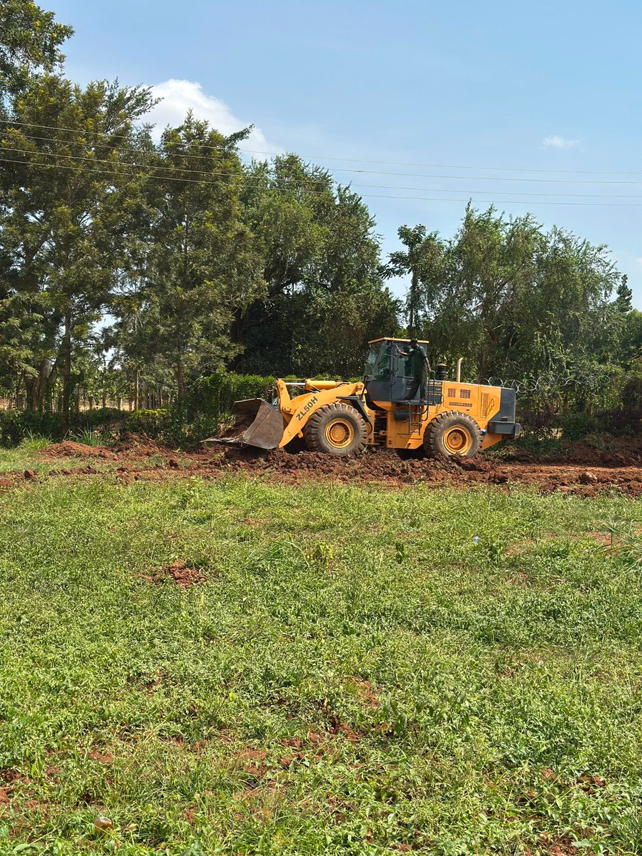 rp_ventures_ltd's tweet photo. Levelling the playing field, literally.

#RPVenturesLtd #HeavyEquipmentRental #Levelling https://t.co/UCyZ3W9oma