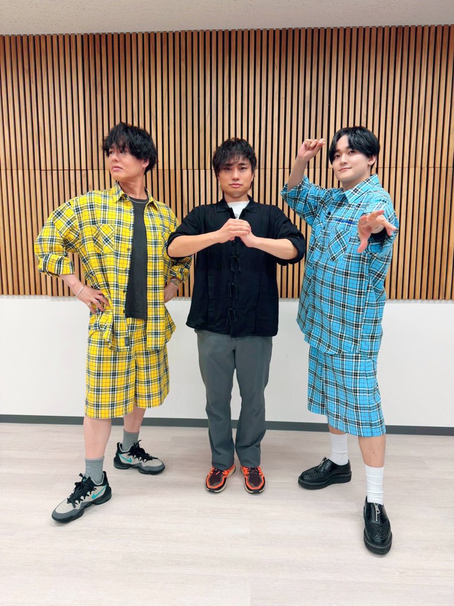 nozuyama1224's tweet photo. #ヒプラブ ！
もう楽しすぎて、早すぎて😂
そして！！
いよいよですよ皆さん！！！

ラ♡イ♡ブ♡

心してお楽しみにお待ち下さいね😉💕
またお邪魔するで！！！！

#ヒプマイ https://t.co/BVKEZYBrIo