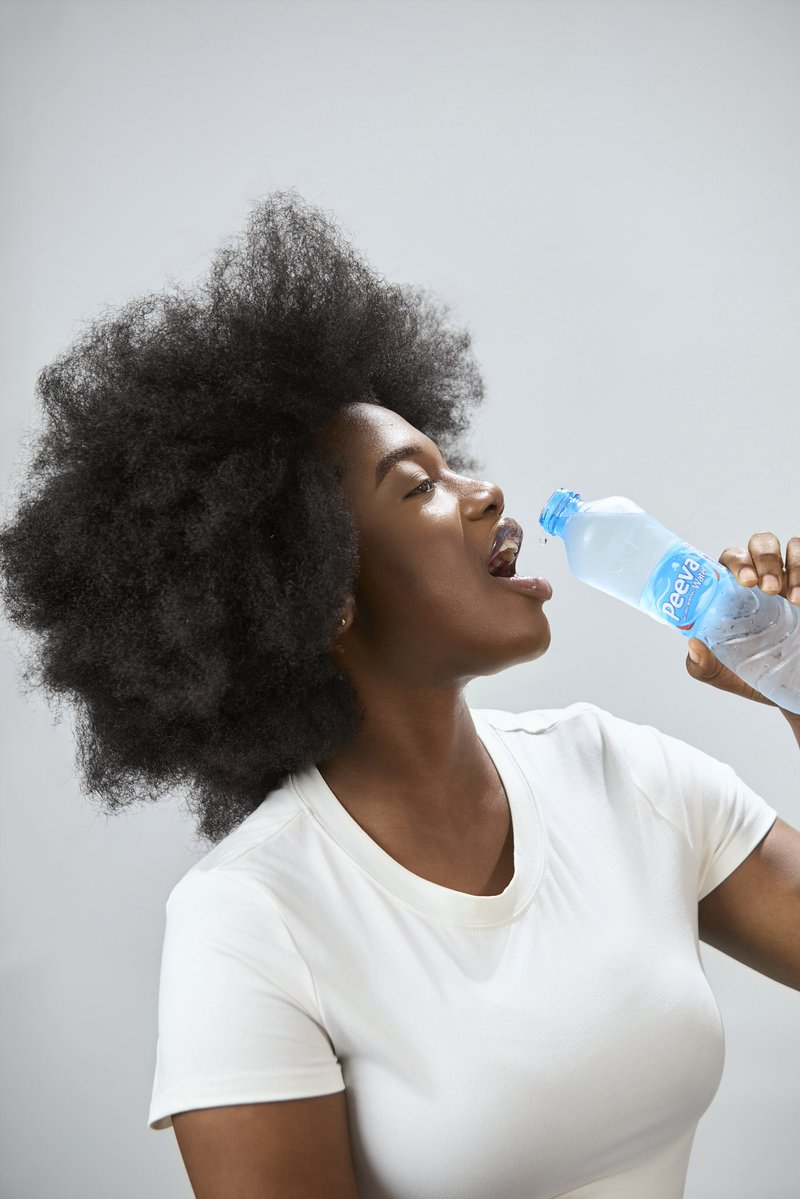 akuahwritess's tweet photo. Don’t forget to stay hydrated with @PeevaWater https://t.co/evQJJ8sOwD