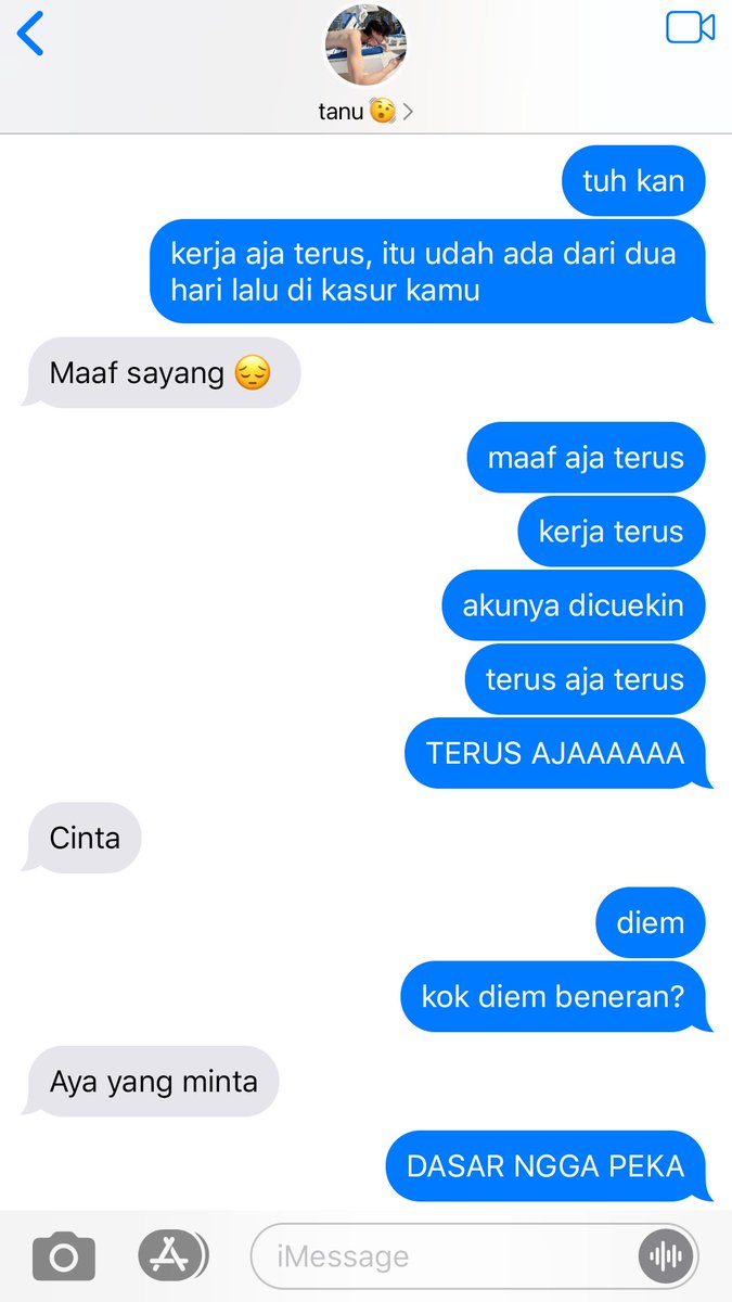 rockiescatto's tweet photo. tonsan four tweets au, perkara 'kerjaan'  katanya https://t.co/BmISGyB8KQ