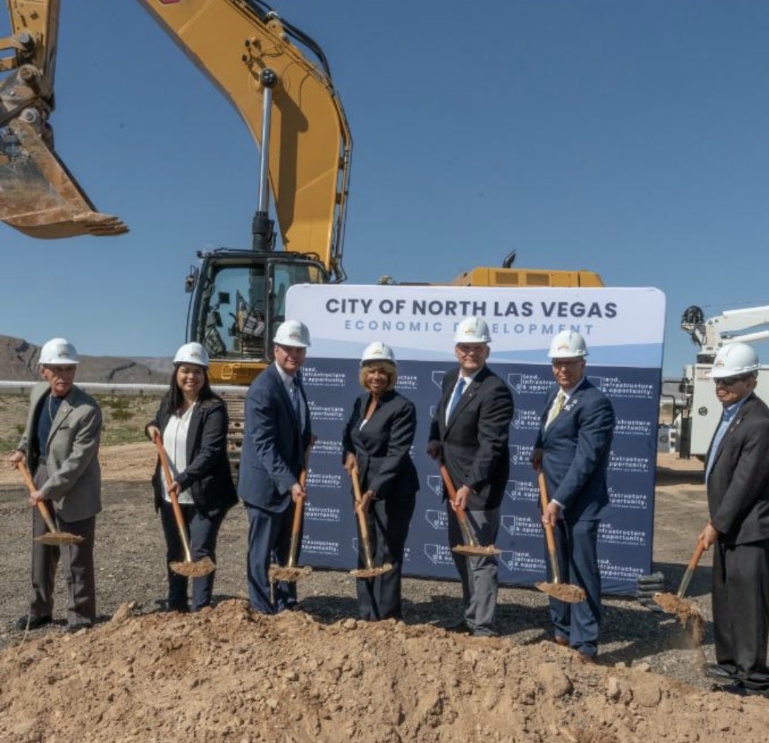 johnalamCRE's tweet photo. The best retail investments are often found before construction begins. Watch redevelopment projects in Las Vegas, North Las Vegas, Henderson & Reno to stay ahead of the market. #LasVegasCRE #RetailInvesting #CREAdvisor #CommercialRealEstate #1031Exchange https://t.co/4lXr79FPup