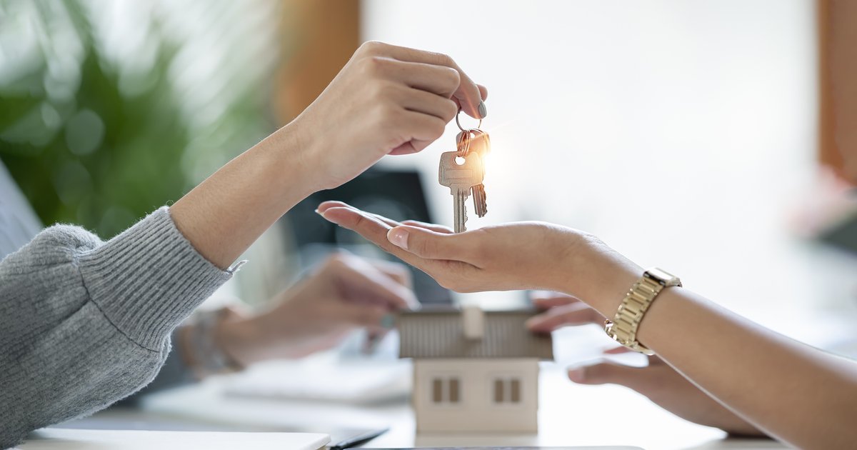 FORUMTalk's tweet photo. HomeBoost Down Payment Assistance helps qualifying first-generation homebuyers with down payment, closing costs, and housing counseling expenses.

Contact an advisor today! https://t.co/CyUOuKEOHo. NMLS #469848, EHO. Additional eligibility requirements and restrictions may apply. https://t.co/6DJXkT9ZN8