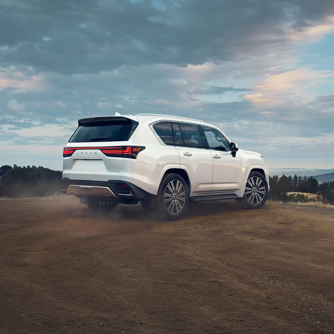 lexusofchandler's tweet photo. An adventure awaits, but you have to go find it. #LexusOfChandler #Lexus https://t.co/5DZgg8xmCW