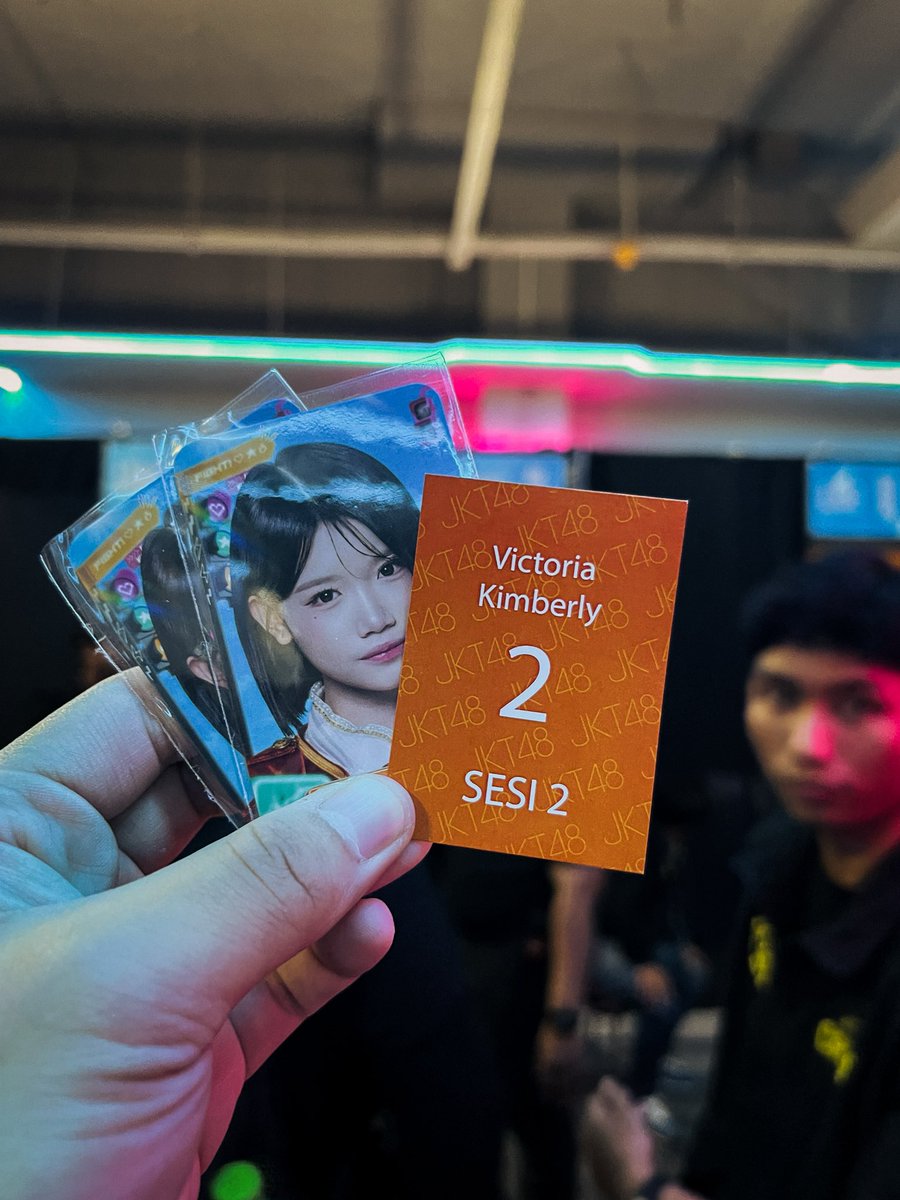jasonnggau's tweet photo. Oh iyaa lupa. Thank you yaa brokk @Kimmy_JKT48 buat 2s &amp; MnG kemarin
Lookin forward to see u again🐹

Kimmy M nya apa?
Milikku🤏🏻😄 https://t.co/kjKFOSFUS6