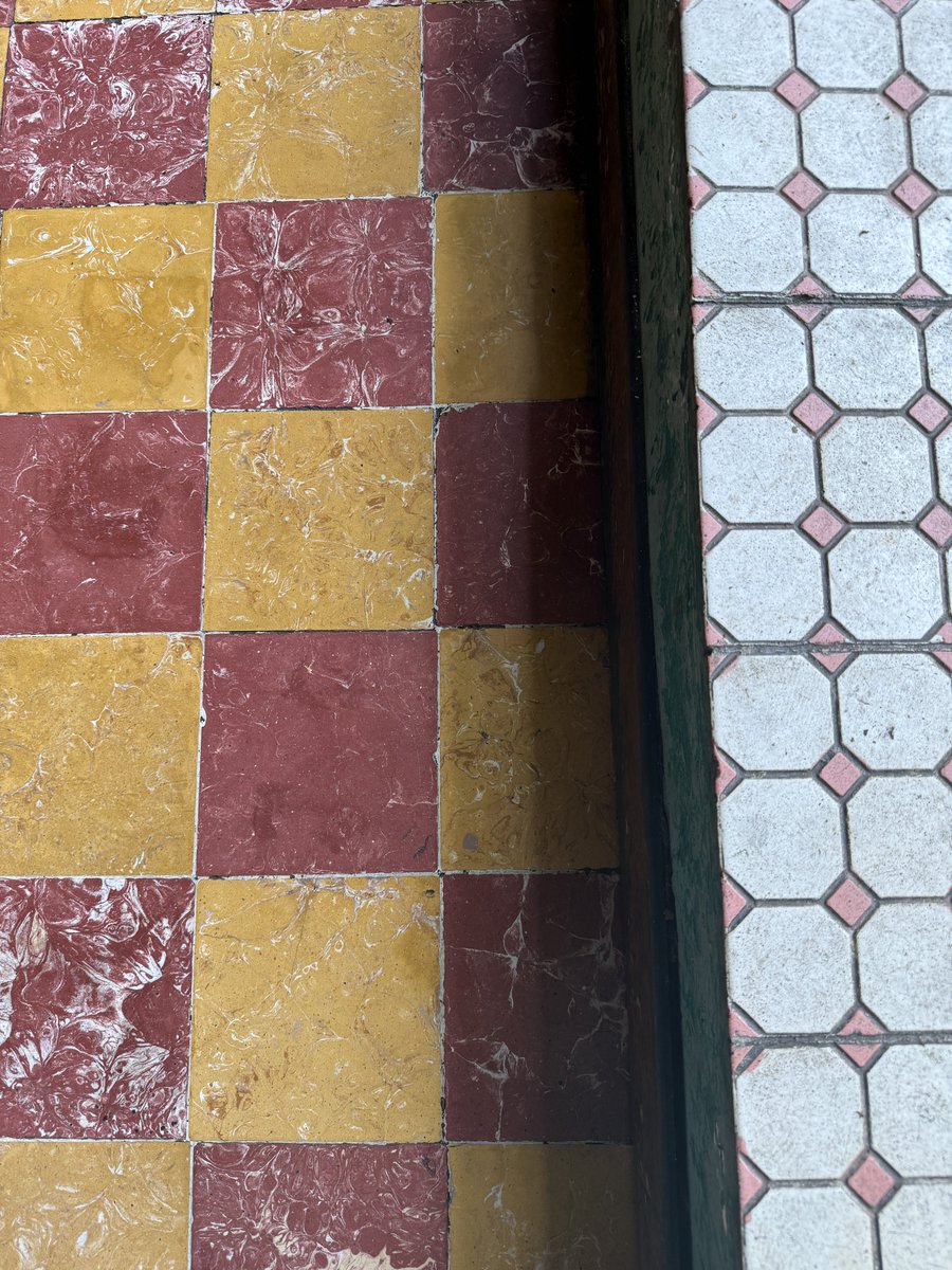 proletarat's tweet photo. Floor Friday #floorfriday
a Mexico City cafe / Lardon Logan square / lobby of my new apartment https://t.co/ZwaNvWot6i