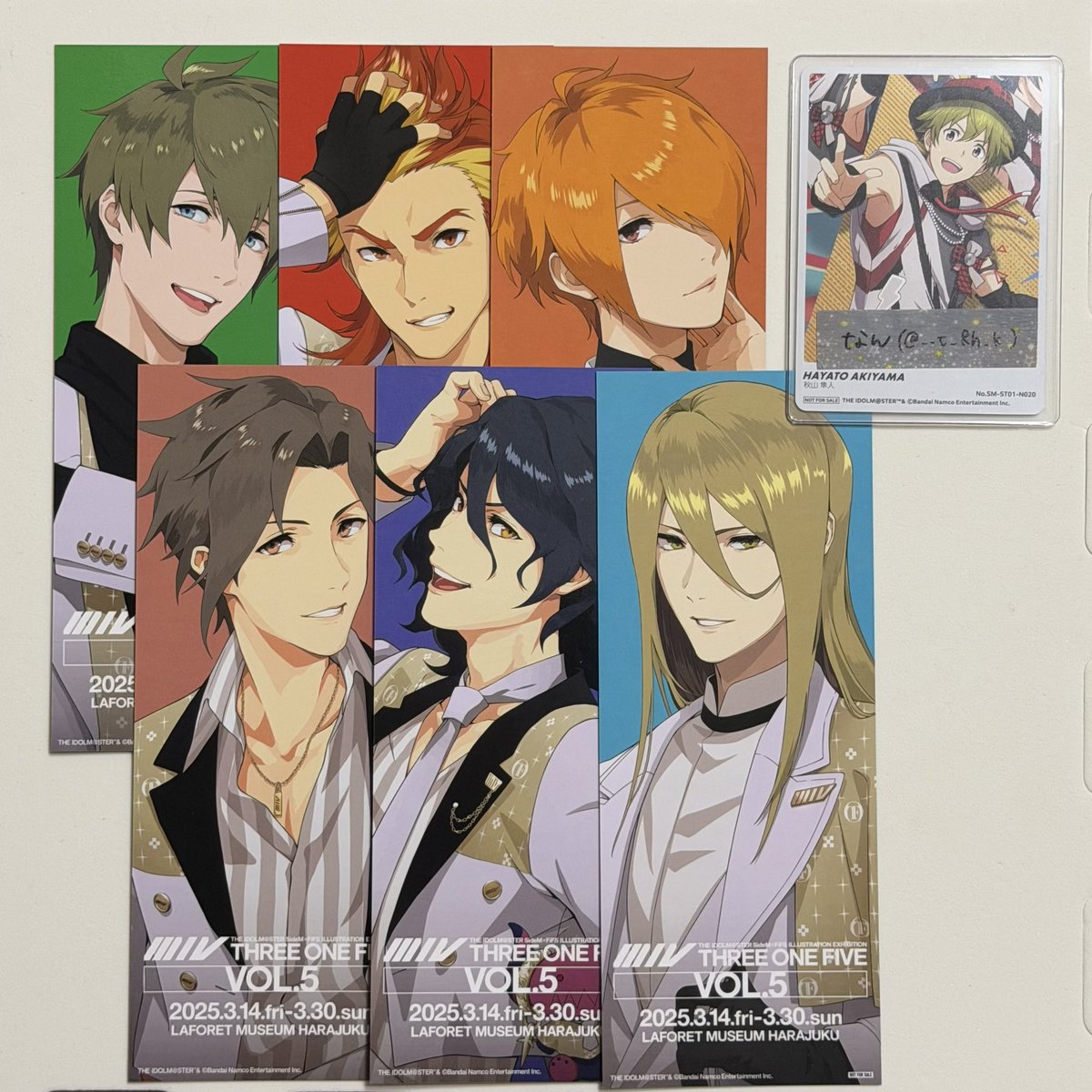 __t_Rh_k's tweet photo. 【交換】SideM FiFS展 EXTRA
入場特典 チケットサイズ両面イラストカード

譲：翼、朱雀、一希、幸広、アスラン、クリス
求：隼人、直央、かのん、百々人、ピエール

衣装展(7/11,19) > 11th LIVE(9/13) > 都内(新宿,池袋等) でのお手渡しにて取引希望です。
どなた様でもお気軽にお声掛けください。 https://t.co/5aE38dYo67