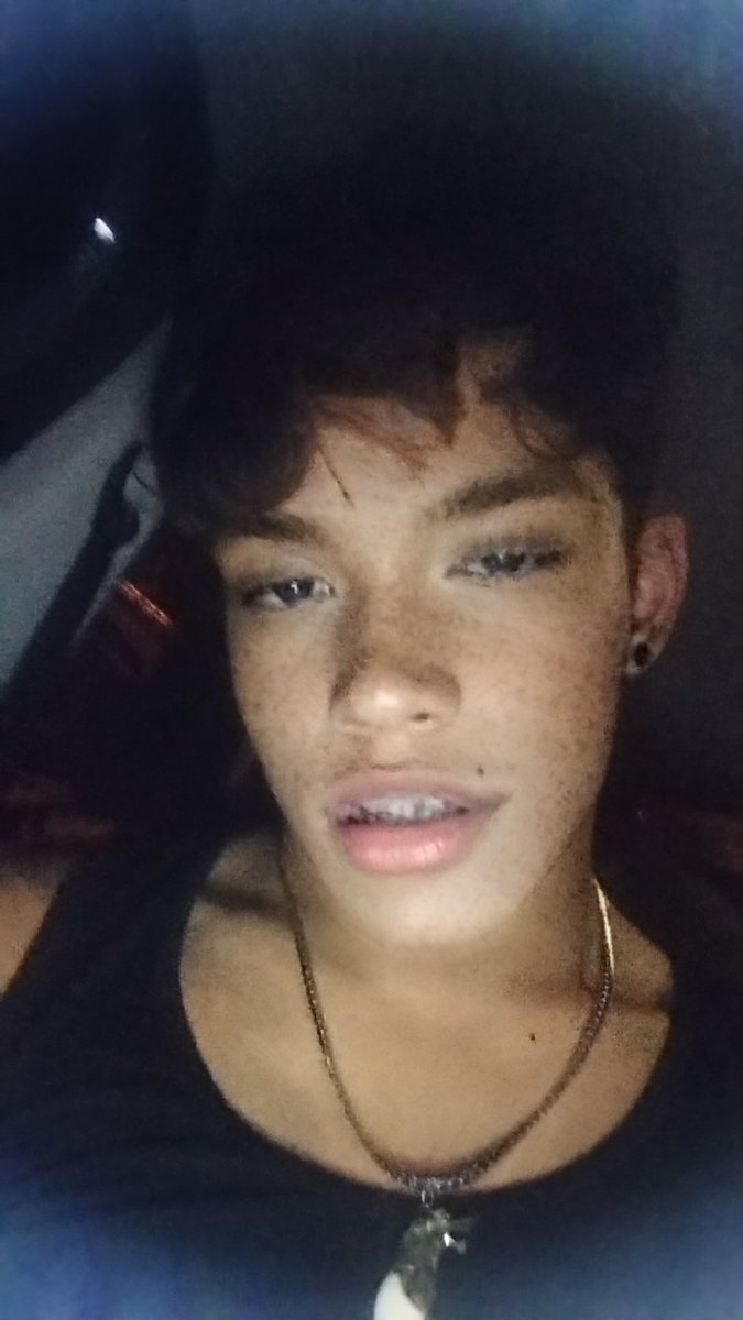 Diabl0taurus's tweet photo. I look hot when I'm drunk https://t.co/G2glWfMhmw