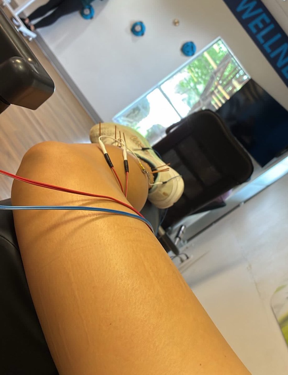 CloieDavis2027's tweet photo. Shout out to the awesome team at Fyzical Therapy in Conway for the much needed TLC 🙏. #restandrecovery https://t.co/OW7An0ByfC