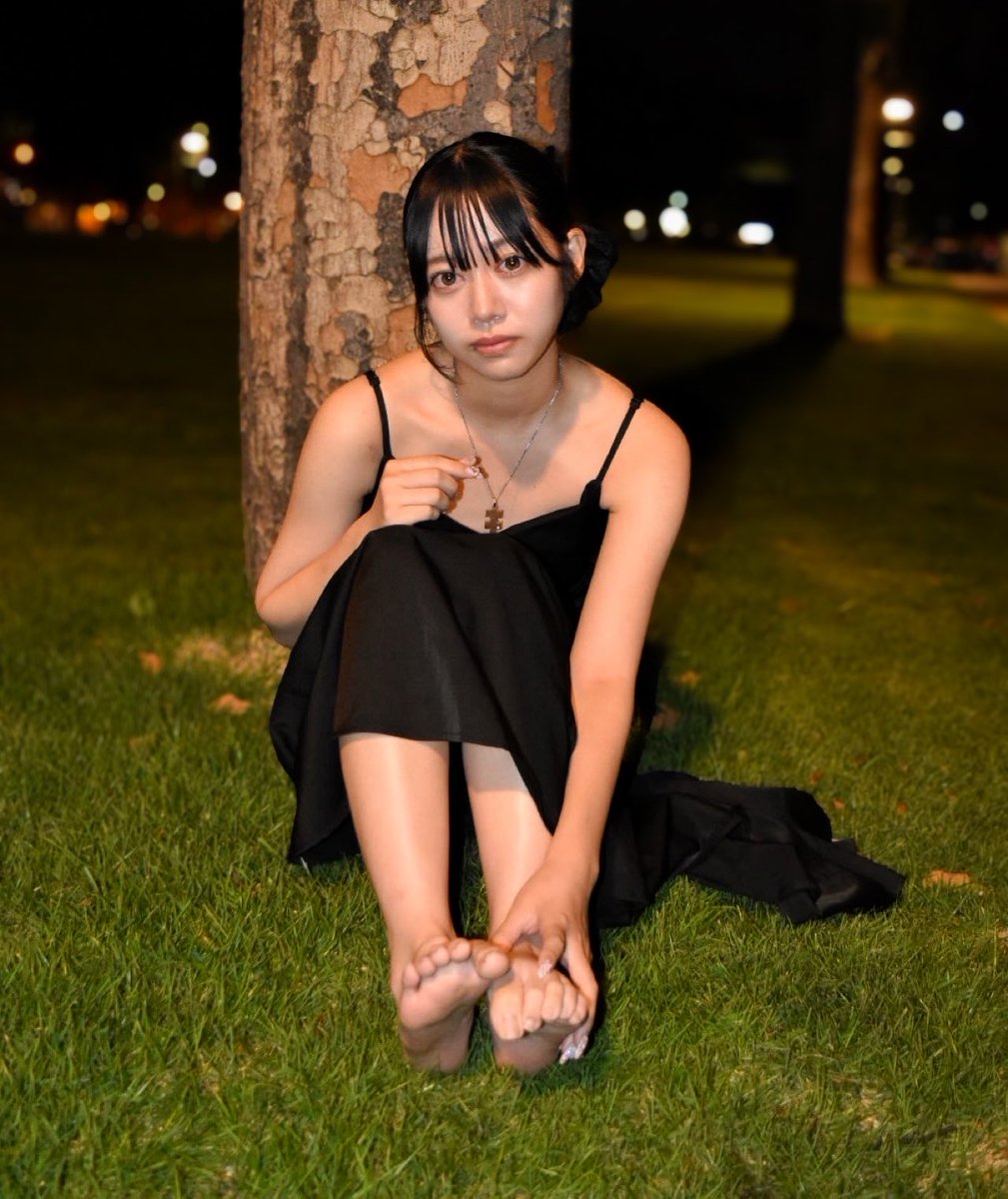 n_kameraman's tweet photo. 深夜の撮影会①🌙

model:@yui_lab0 

#ポートレート　#被写体��#被写体モデル  　#古民家　#裸足　#裸足女子　#ポートレート好きな人と繋がりたい https://t.co/E7JpzOlGce