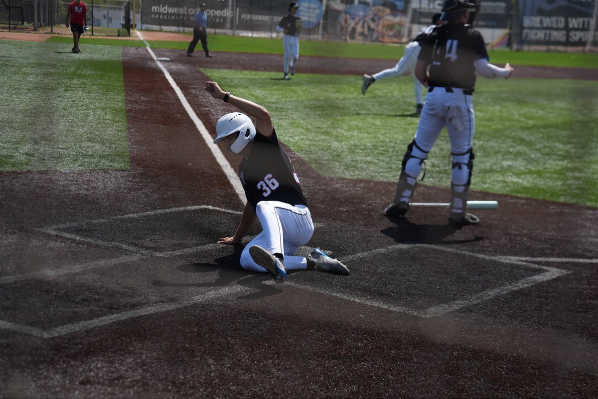 MN_Lumberjacks's tweet photo. @KilenReder takes over with an RBI triple and a run scored in the bottom of the 4th‼️ ALL TIED UP 👏 https://t.co/44PYDCILvX