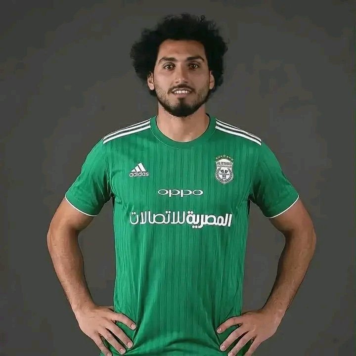 mohamedrade680's tweet photo. @gehanalnahas دا واحد انحدف من مقلب الزباله
اما عملنا ليه قيمه اتمرد وفكر نفسه لاعب بجد سنتين ما شوفناه وبالاخر عايز مبالغ فلكيه https://t.co/r5Qx2IdvFo