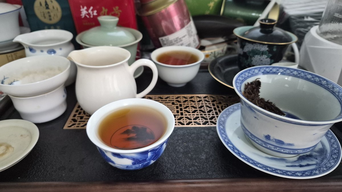 Tea_Kerdin's tweet photo. 영홍.
이제 이것도 다 마셔간다. 한 3~4번 마실 분량이 남았으려나. https://t.co/Zvmbbw5aE9