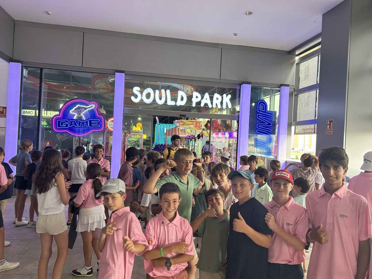 comillasfnx's tweet photo. Hemos venido al sould park!! https://t.co/6l9fPvR4MK