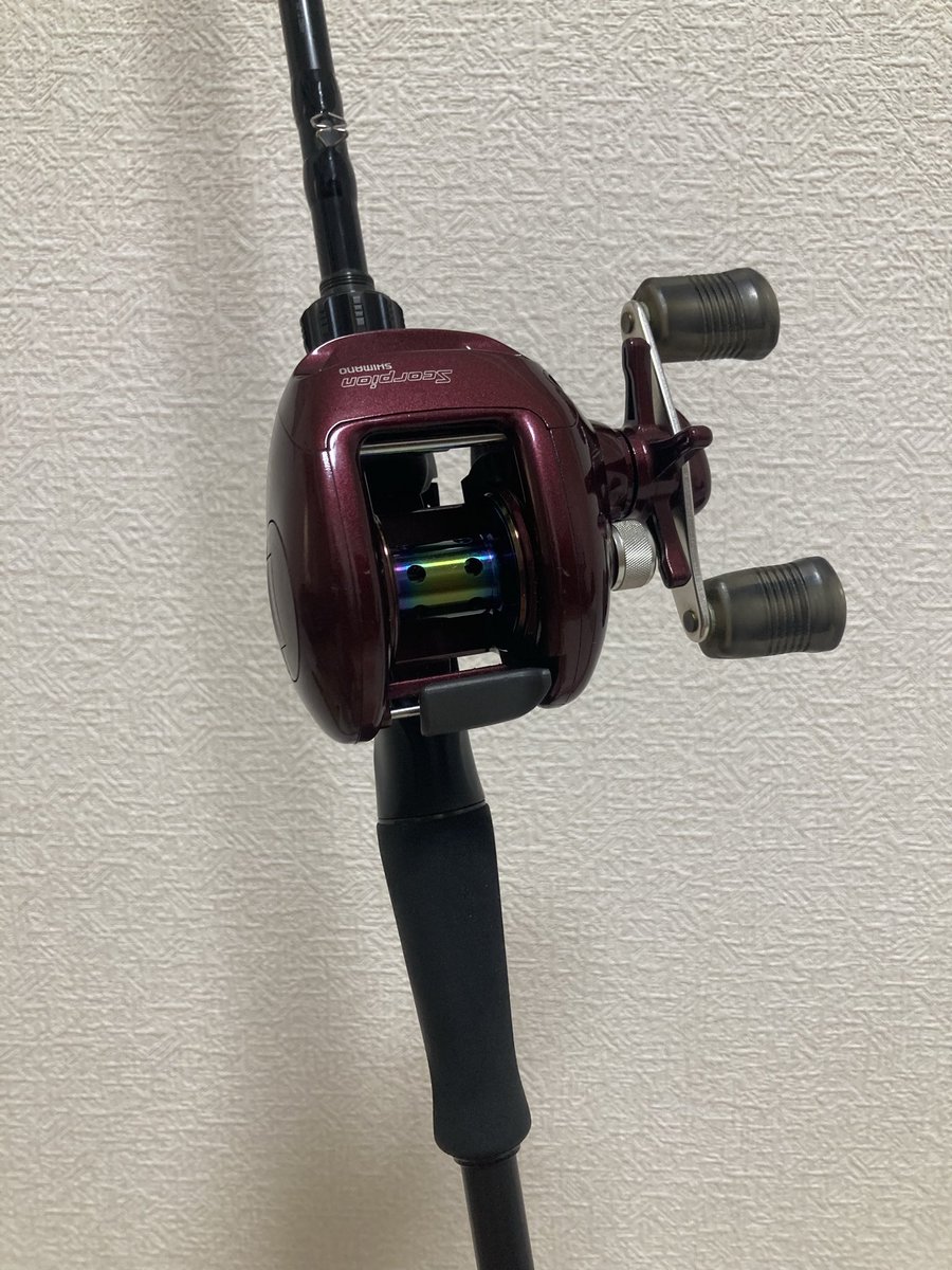 basu_yo_'s tweet photo. 26ゾディアス に合わせてみたがなんやろ、、しっくりきてないと言うか、なんかかっこよくない笑　ロッドも当時品で合わせないとあかん感じかな https://t.co/Tb4v32PYXw
