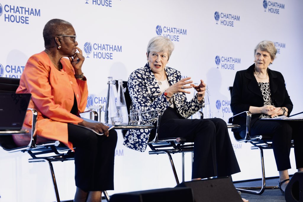 HelenClarkNZ's tweet photo. Excellent discussion with Theresa May &amp; Valerie Amos @ChathamHouse conference, discussing changing world order &amp; how nations can navigate through these times of great disruption. @markcarney has suggested pragmatic ways forward for middle powers; let’s include small powers too! https://t.co/NE4gEG4ITl