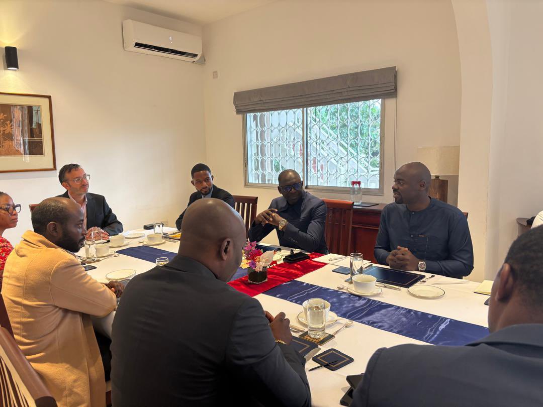 UKinCameroon's tweet photo. Listening and learning. Our breakfast conversation brought together Cameroonian experts for an exchange  to deepen our understanding of Cameroon’s evolving political and development dynamics. https://t.co/giZjLn61qE