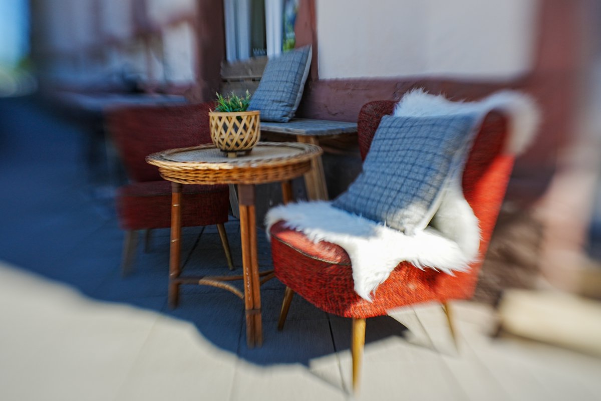 KopfYvonne's tweet photo. Gemütliches Café mit Wohnzimmer-Feeling

#lensbaby https://t.co/5NNWSdkrZm