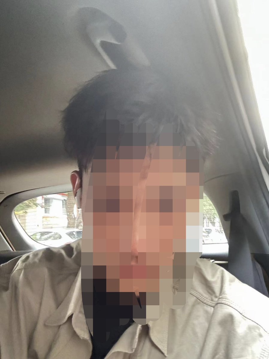 mzz4dz's tweet photo. 人前是肌肉直男体育生
人后是吊17，脚45的警主爹
如今沉迷进恶堕，喜欢当傻逼，把自己的信息全部上交，做一条无脑的胁迫狗，享受高压，被控制恶堕，上班也要时刻跪下，当头讨好乖巧的畜生
转发区抽人领无码和更多信息
#无脑傻逼 #恶堕 #gooner #自毁 #胁迫 #曝光 https://t.co/1X7uSYnXZp