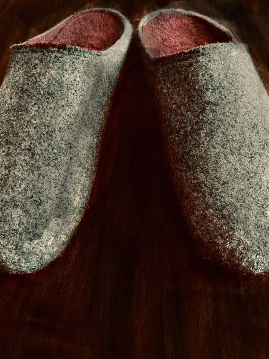 Shicalla77's tweet photo. Absolute Top-Notch Fetisch-Clogs
für die umweltbewusste Domina!
#boots #footfetish #gastgeschenk https://t.co/eXydO8MJUZ