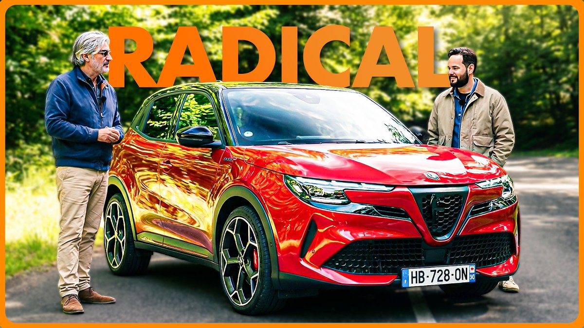dmeance's tweet photo. GÉNIALE OU DÉCEVANTE ? On a testé l'Alfa Romeo Junior Veloce ! https://t.co/mu59UTHusf via @renaudroubaudi @julienrosburger #POA
@AlfaRomeo_Fra #AlfaRomeo #Junior #AlfaRomeoJunior #JuniorVeloce #AlfaRomeoJuniorVeloce #SUV #Sportif #Electrique #Essai #VoitureElectrique #BEV #VE https://t.co/4RDoG6RJbK