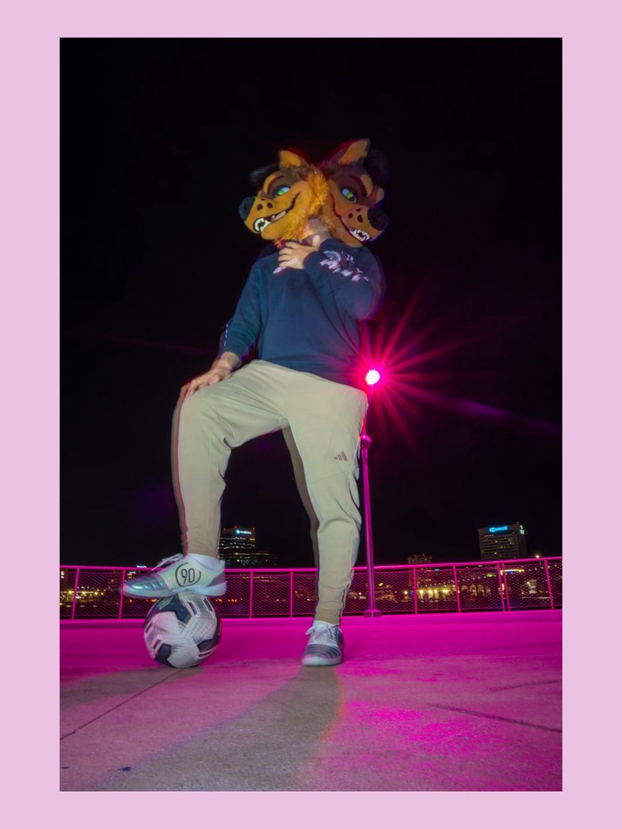 WufferF's tweet photo. 🐶-Ballin this #FursuitFriday 
-
I swear i'll wear a good outfit next time when I don't have to get out of bed at like 1 AM 🫠

THANK YOU AXL FOR THESE FIRE PHOTOSS 

📸 @-Axl_the_fox on insta https://t.co/6a4oe1EBdk