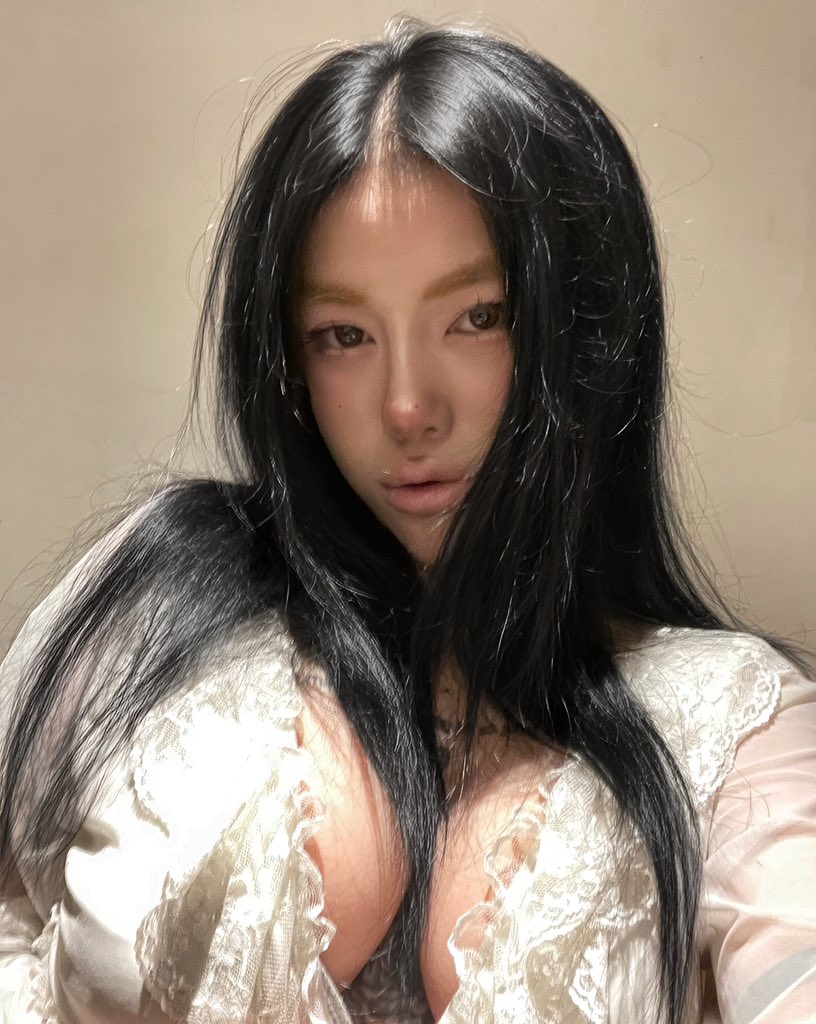 DontLov00639395's tweet photo. Có con mà còn Dâm ác
#witch_monney / Tâm Tịt / Lê Thị Thanh Tâm https://t.co/YDwZt5w41c