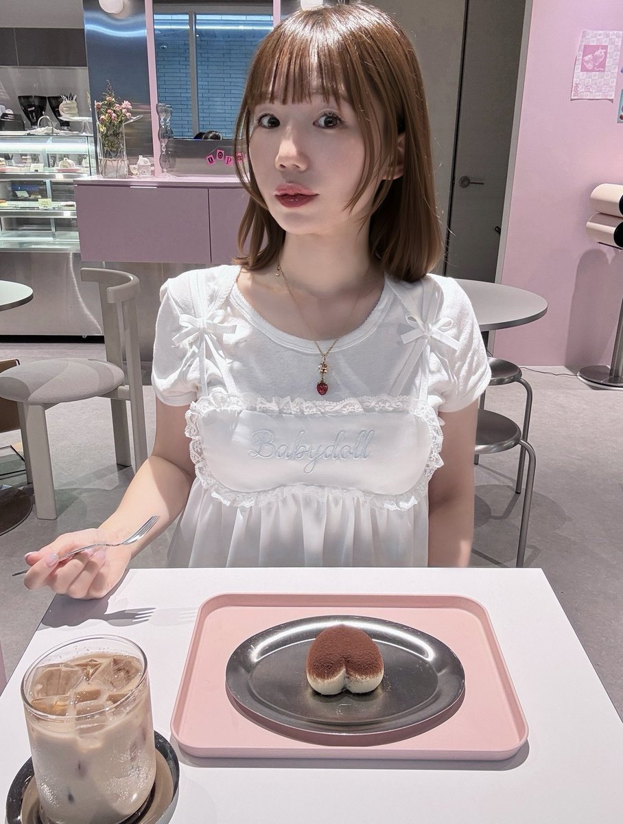 syrupichigo's tweet photo. アイマスクキャミソールのブルー刺繍🪡🩵初めて作りました♪

https://t.co/UPx60qWkbL https://t.co/5ucV1vW4Xs
